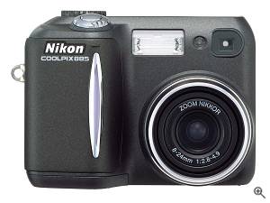 Nikon's Coolpix 885 digital camera. Courtesy of Nikon, and thanks to Phil Askey/DPReview for providing us with this image. Click for a bigger picture!