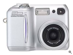 Nikon's Coolpix 885 digital camera. Courtesy of Nikon, and thanks to Phil Askey/DPReview for providing us with this image. Click for a bigger picture!