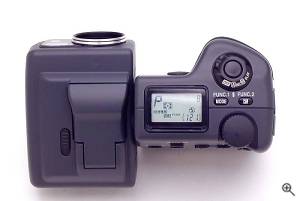 Nikon's Coolpix 995 digital camera. Copyright (c)  2001, The Imaging Resource. All rights reserved. Click for a bigger picture!