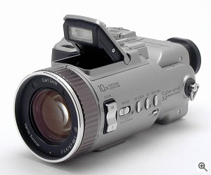 Sony's Cyber-shot DSC-F707 digital camera. Copyright © 2001 The Imaging Resource. All rights reserved. Click for a bigger picture!
