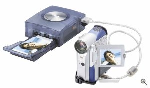 Canon's Elura 40MC digital camcorder. Courtesy of Canon, with modifications by Michael R. Tomkins.