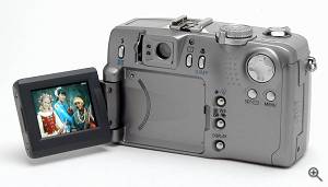 Canon's PowerShot G2 digital camera. Copyright © 2001, The Imaging Resource. All rights reserved. Click for a bigger picture!