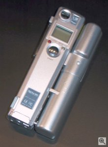 Argus' ST2520 digital camera. Copyright (c) 2003, Michael R. Tomkins. All rights reserved. Click for a bigger picture!