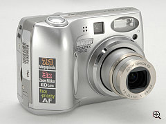 Coolpix.7600 shot at 8:1 with [D]