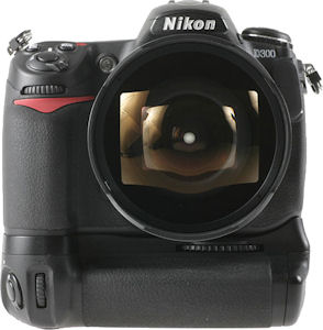 Samyang's 14mm f2.8 IF ED MC Aspherical lens. Photo provided by Samsung Poland. Click for a bigger picture!