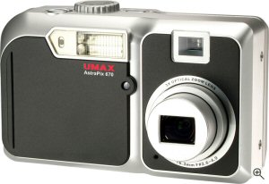 UMAX's AstraPix 670 digital camera. Courtesy of UMAX, with modifications by Michael R. Tomkins. Click for a bigger picture!