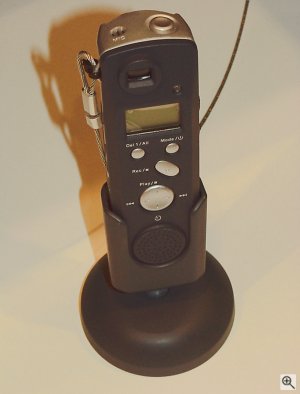 MVVR-100 rear view. Copyright © 2001, Michael R. Tomkins. All rights reserved. Click for a bigger picture!