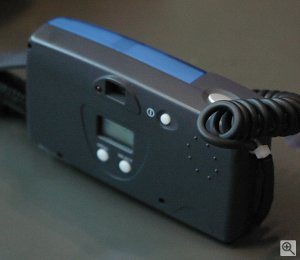 Concord's Eye-Q Duo 1300 digital camera. Copyright &copy; 2002, Michael R. Tomkins. All rights reserved.