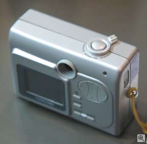 Concord's Eye-Q Go LCD digital camera. Copyright &copy; 2002, Michael R. Tomkins. All rights reserved.