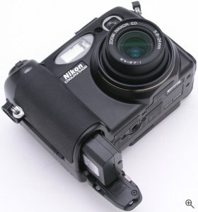 Nikon's Coolpix 5400 digital camera. Copyright © 2003, The Imaging Resource. All rights reserved. Click for a bigger picture!