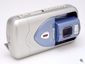 Nikon's Coolpix 2500 digital camera. Copyright © 2002, The Imaging Resource. All rights reserved. Click for a bigger picture!