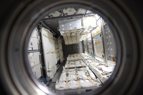 Photo provided by Nikon Inc. / NASA. Click for a bigger picture!