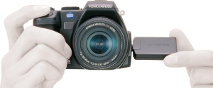 Konica Minolta's DiMAGE A200 digital camera. Courtesy of Konica Minolta, with modifications by Michael R. Tomkins. Click for a bigger picture!
