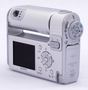 Sony Cyber-shot DSC-F88 digital camera. Copyright (c) 2004, The Imaging Resource. All rights reserved. Click for a bigger picture!