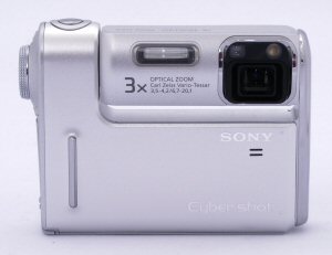 Sony Cyber-shot DSC-F88 digital camera. Copyright (c) 2004, The Imaging Resource. All rights reserved. Click for a bigger picture!