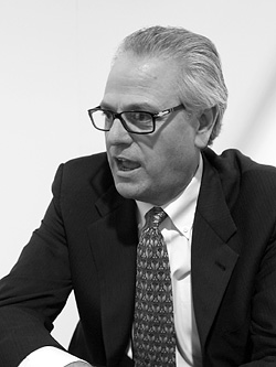 David Lee, President, Nikon Inc. Copyright &copy; 2010, Imaging Resource. All rights reserved.