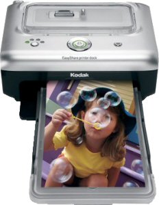 Kodak's 2nd generation EasyShare Printer Dock. Courtesy of Eastman Kodak Co., with modifications by Michael R. Tomkins.