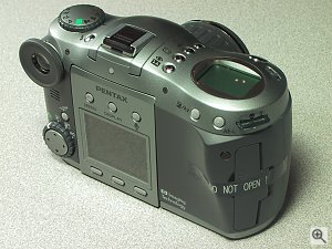 Pentax's EI-3000 SLR-style digital camera. Copyright (c) 2001, Michael R. Tomkins, all rights reserved. Click for a bigger picture!