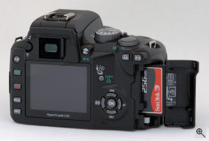 Olympus' EVOLT E-500 digital SLR. Copyright (c) 2005, The Imaging Resource. All rights reserved. Click for a bigger picture!