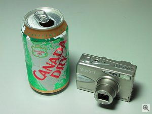 Kyocera's FineCam S3 digital camera. Copyright (c) 2001, Michael R. Tomkins, all rights reserved. Click for a bigger picture!