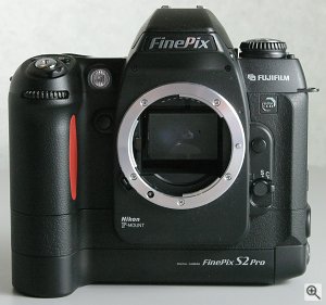 Fuji's FinePix S2 Pro digital camera. Copyright © 2002, Michael R. Tomkins. All rights reserved. Click for a bigger picture!