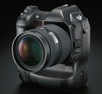 Four Thirds System camera mockup. Courtesy of Olympus Optical Co. (Europa) GmbH.