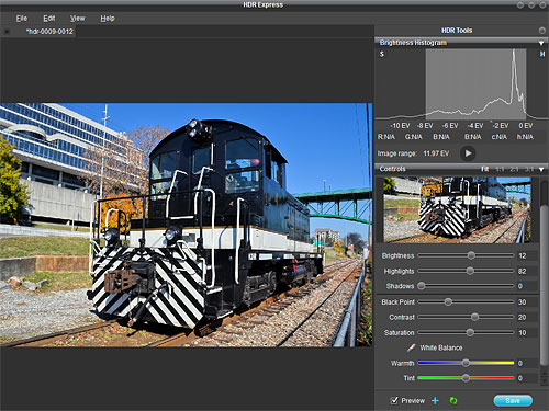 At right, the histogram shows the brightness distribution in the overall scene, while the lighter band indicates that portion which will appear in the generated image. Screenshot copyright © 2010, Imaging Resource. All rights reserved. All rights reserved. Click for a bigger picture!