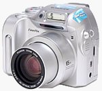 Fuji's FinePix 2800 Zoom digital camera. Copyright © 2002, The Imaging Resource.  All rights reserved.
