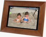 Smartparts' SP104WM digital picture frame. Courtesy of Smartparts Inc., with modifications by Michael R. Tomkins.