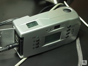 Polaroid's PDC640M digital camera. Copyright (c) 2001, Michael R. Tomkins, all rights reserved. Click for a bigger picture!