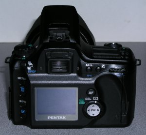 Pentax's *ist D digital SLR. Copyright (c) 2003, The Imaging Resource. All rights reserved. Click for a bigger picture!