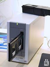 Copyright (c) 2000, Michael R. Tomkins.  All rights reserved. Click for a bigger picture!