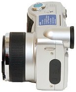 HP's PhotoSmart 850 digital camera. Courtesy of Hewlett-Packard Co., with modifications by Michael R. Tomkins.