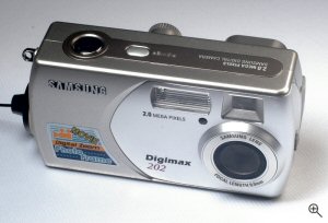 Samsung's Digimax 202 digital camera. Copyright © 2004, The Imaging Resource. All rights reserved. Click for a bigger picture!