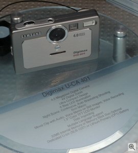 Samsung's Digimax U-CA 401 digital camera. Copyright © 2004, The Imaging Resource. All rights reserved. Click for a bigger picture!