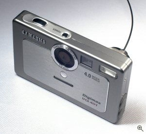 Samsung's Digimax U-CA 401 digital camera. Copyright © 2004, The Imaging Resource. All rights reserved. Click for a bigger picture!