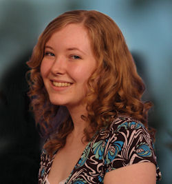 Original image before retouching with Portrait Pro 9. Photo provided by Anthropics Technology Ltd. Click for a bigger picture!