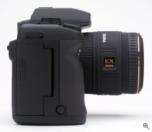 Sigma's SD10 digital camera. Copyright © 2003, The Imaging Resource. All rights reserved. Click for a bigger picture!