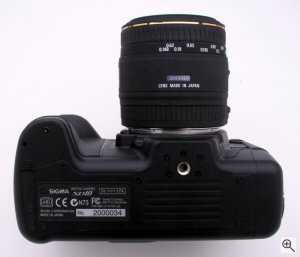 Sigma's SD10 digital camera. Copyright © 2003, The Imaging Resource. All rights reserved. Click for a bigger picture!