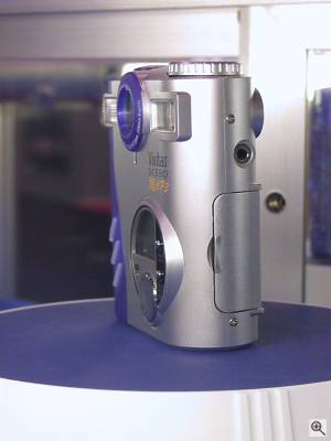 Vivitar's ViviCam 2795 digital camera (shown with  DC530 labelling from its OEM manufacturer Premier), left view. Copyright (c) 2001, Michael R. Tomkins, all rights reserved. Click for a bigger  picture!