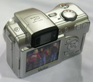 Copyright (c) 2003, The Imaging Resource. All rights reserved.
