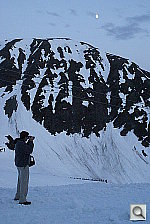 Click to see YDSC01959_ISO1600.JPG