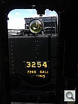 Click to see YNIKONTRAIN5.JPG