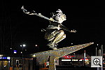 Click to see ZZ2NIGHTSTATUE1.JPG