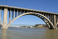 Click to see ZZ3BRIDGE1.JPG