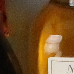 100% crop from Canon G9X Mark II test image taken at ISO 3200