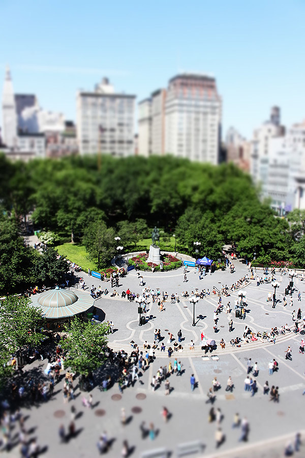 Canon SL1 review -- Miniature Effect