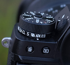 Fuji X-T2 drive dial