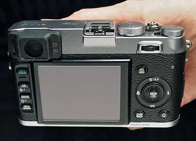 Fuji X100S Review - handheld