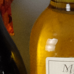 100% crop from Fujifilm X100T test image taken at ISO 3200